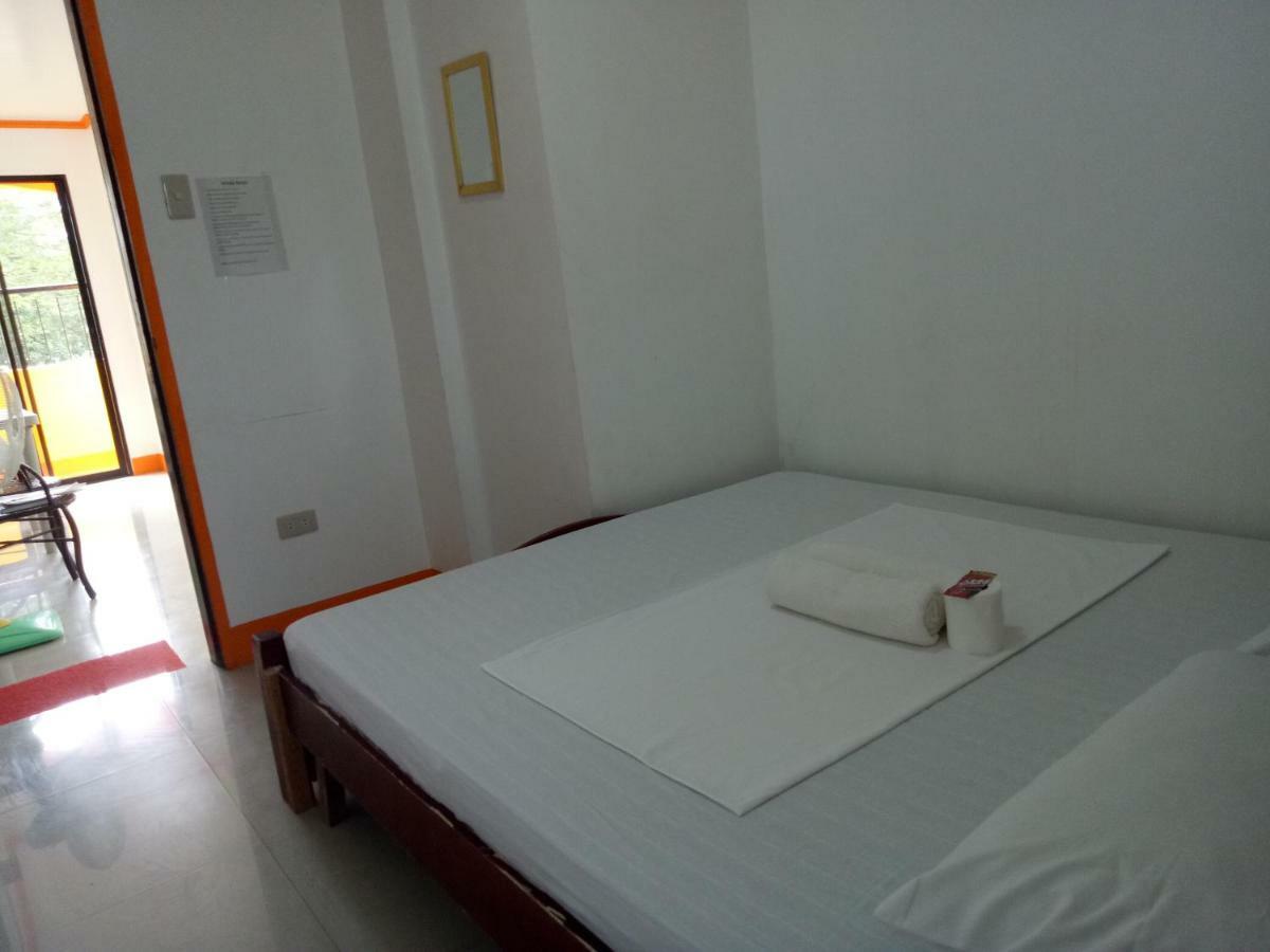 Lan Bless Pension House Coron Exterior foto